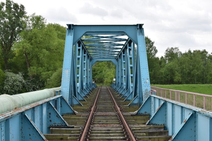 Ehemalige Brücke der Hafenbahn
